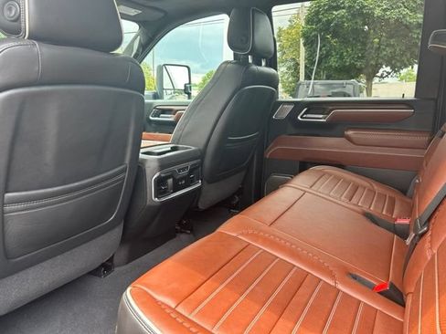 Used 2025 GMC Sierra 3500 Denali Ultimate AWD/4WD image 20