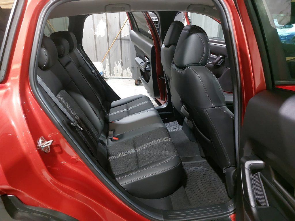 Used 2025 MAZDA CX-50 AWD 2.5 S w/ Cargo Package image 11