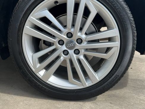 Used 2018 Audi Q5 2.0T Premium Plus w/ Premium Plus Package AWD/4WD image 25