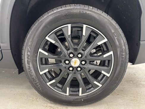 New 2026 Chevrolet Traverse LT w/ Sun and Wheel Package AWD/4WD image 36