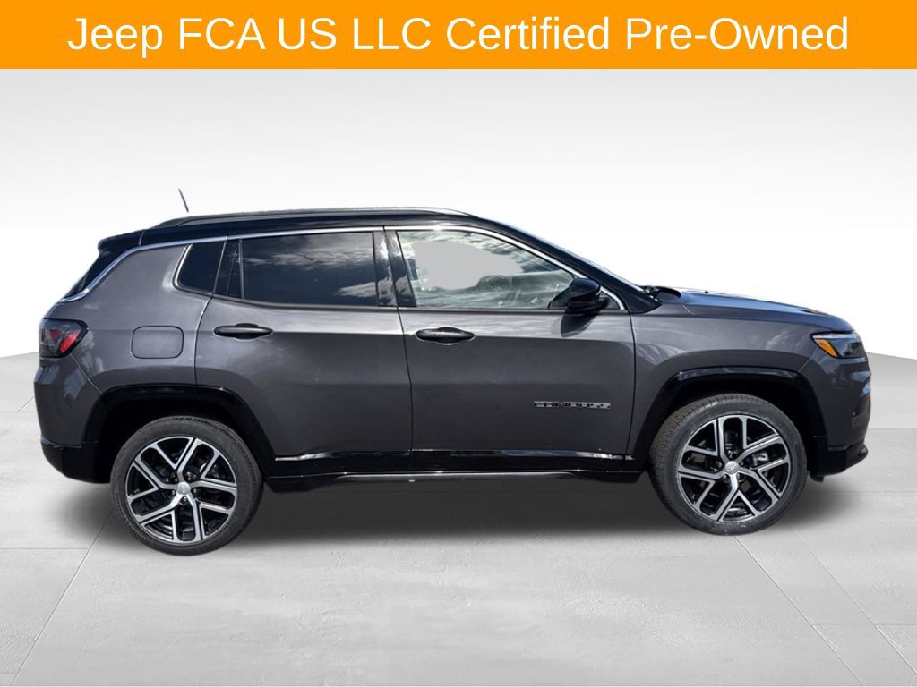 Used 2024 Jeep Compass Limited w/ Elite Group AWD/4WD image 2
