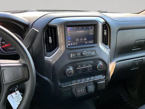 Used 2021 Chevrolet Silverado 1500 Custom AWD/4WD image 10