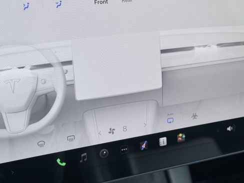 Used 2023 Tesla Model Y Performance image 70