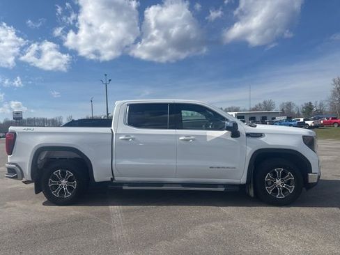 Used 2023 GMC Sierra 1500 SLE AWD/4WD image 6