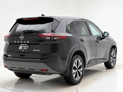 Used 2023 Nissan Rogue SV w/ SV Premium Package image 9