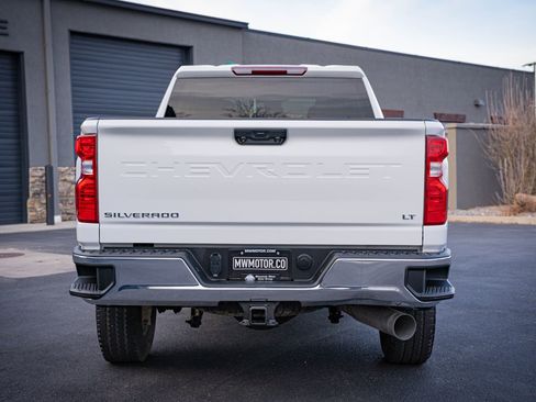 Used 2024 Chevrolet Silverado 2500 LT w/ Convenience Package AWD/4WD image 8