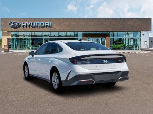 New 2026 Hyundai Sonata SE FWD image 5