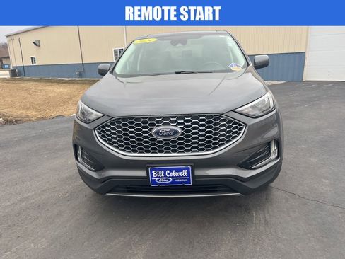 Used 2024 Ford Edge SEL w/ Convenience Package image 9