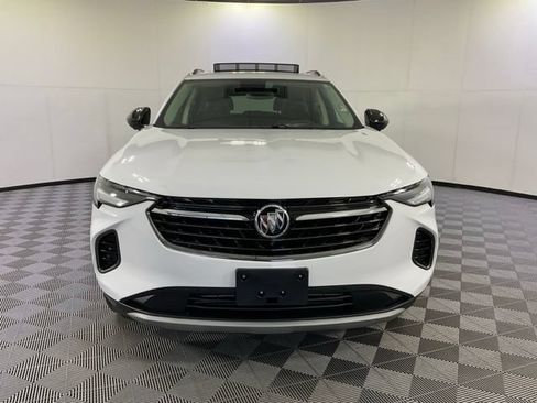 Used 2023 Buick Envision Essence w/ Technology Package I AWD/4WD image 2