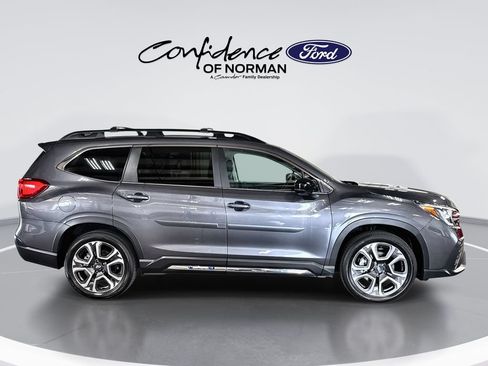 Used 2025 Subaru Ascent Limited AWD/4WD image 10