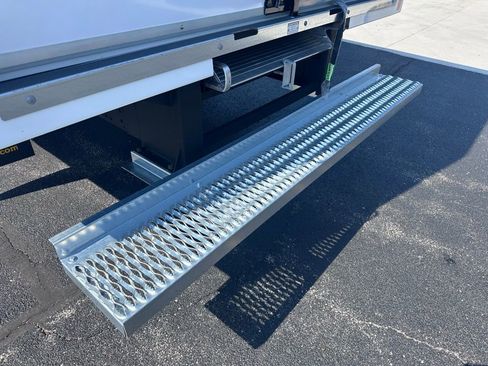 New 2026 Ford E-450 and Econoline 450 Super Duty w/ Power Equipment Group image 24