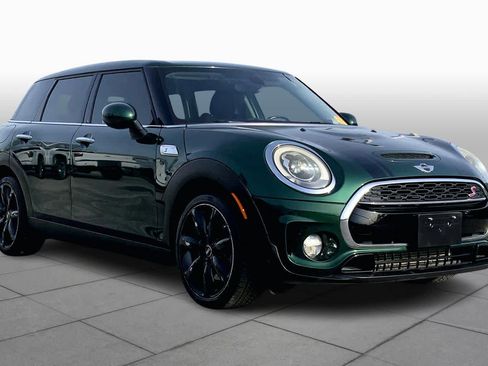 Used 2017 MINI Cooper Clubman S image 3