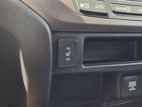Used 2016 Honda Pilot EX-L image 13