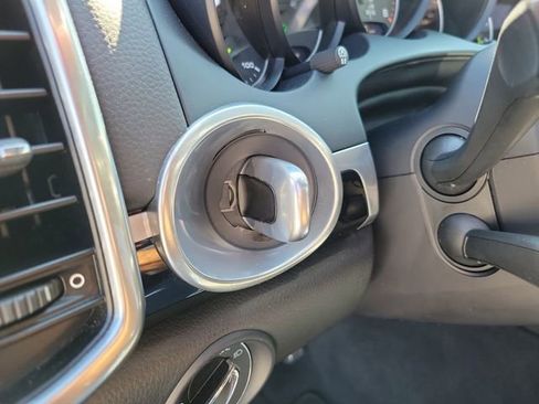 Used 2018 Porsche Cayenne S image 24