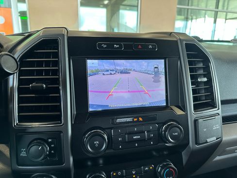 Used 2020 Ford F150 XLT w/ Trailer Tow Package image 21