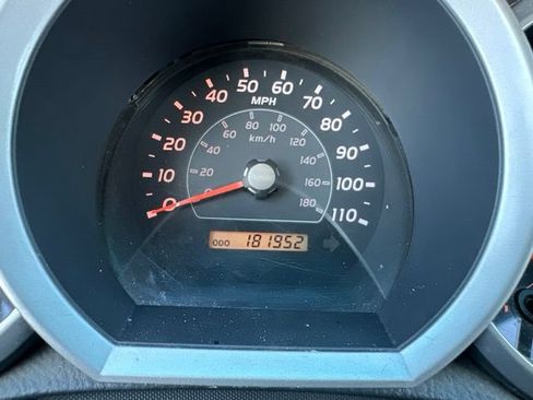 Used 2007 Toyota 4Runner SR5 AWD/4WD image 12
