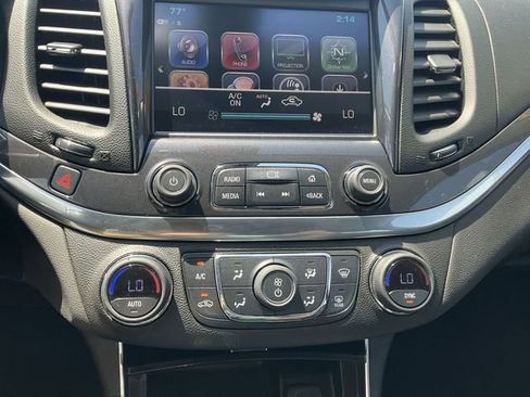 Used 2017 Chevrolet Impala LT w/ Convenience Package FWD image 14