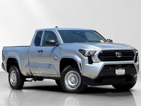 Used 2025 Toyota Tacoma SR RWD image 1