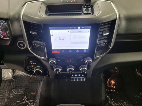 Used 2025 RAM 1500 Big Horn AWD/4WD image 34