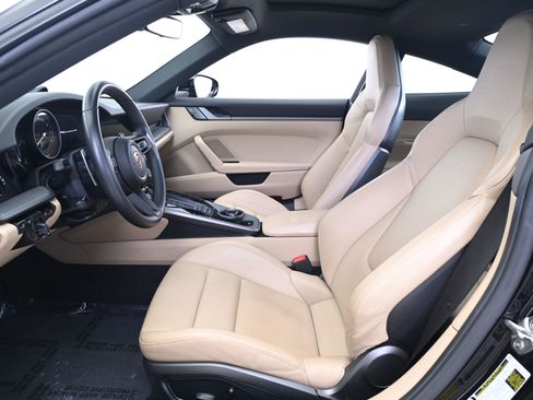 Used 2020 Porsche 911 Carrera 4S image 25