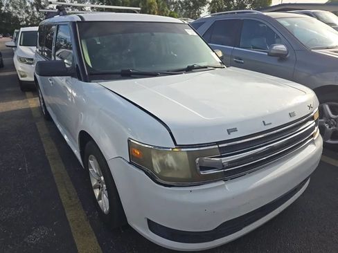 Used 2014 Ford Flex SE FWD image 2