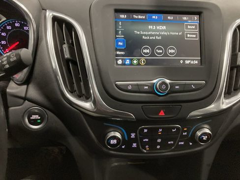 Used 2019 Chevrolet Equinox LT image 12