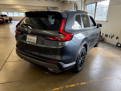 Used 2024 Honda CR-V Sport-L image 3