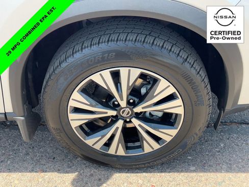 Certified 2021 Nissan Rogue SV FWD image 8