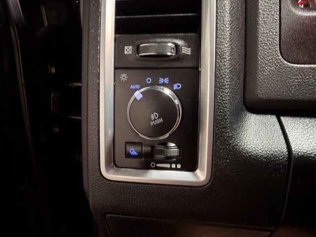 Used 2018 RAM 1500 Big Horn AWD/4WD image 35