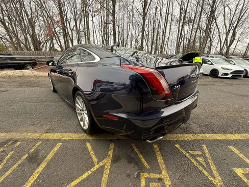 Used 2016 Jaguar XJ R-Sport image 4