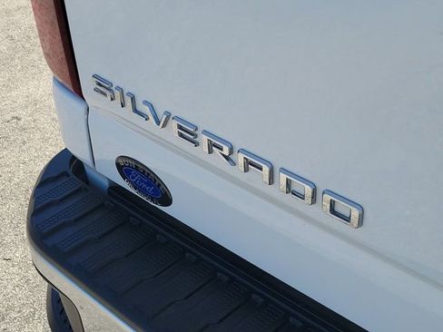 Used 2025 Chevrolet Silverado 2500 LT w/ Convenience Package AWD/4WD image 7