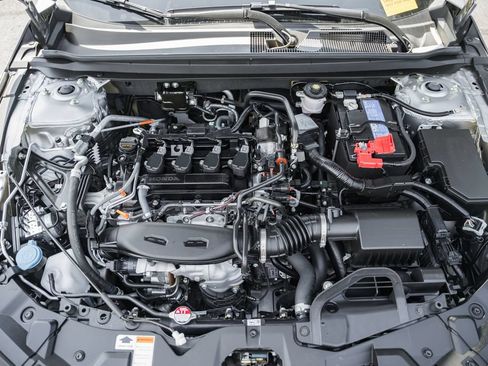 Certified 2025 Honda Accord SE image 14