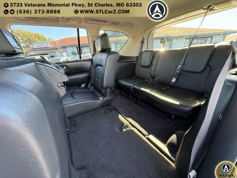 Used 2017 Nissan Armada Platinum w/ Interior Lighting Package image 13