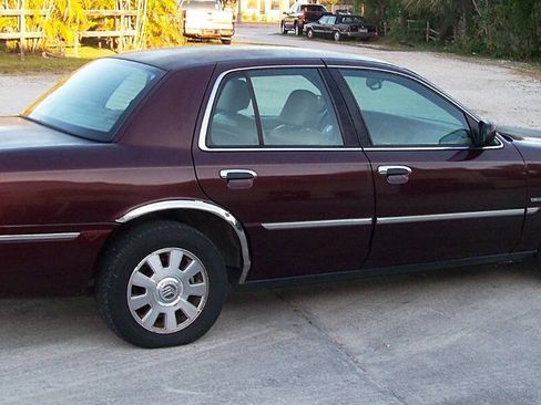 Used 2003 Mercury Grand Marquis LS image 4