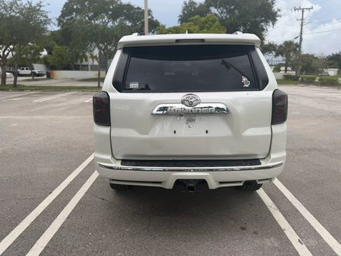 Used 2013 Toyota 4Runner Limited AWD/4WD image 7