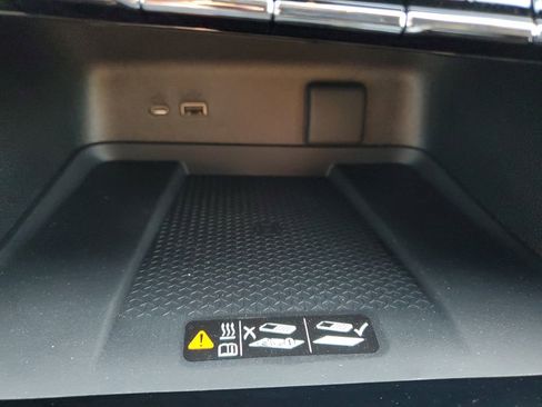 New 2026 Chevrolet Traverse RS w/ LPO, Floor Liner Package image 29