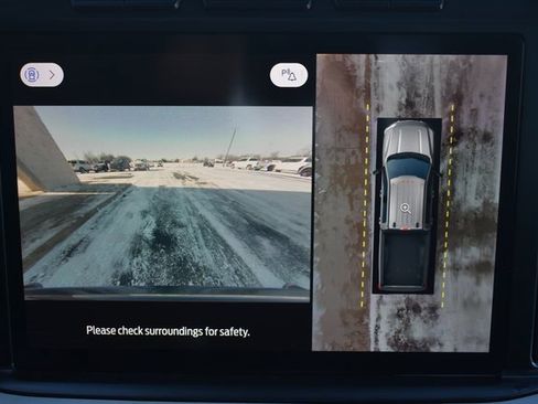 Used 2023 Ford F250 XLT w/ XLT Premium Package image 32