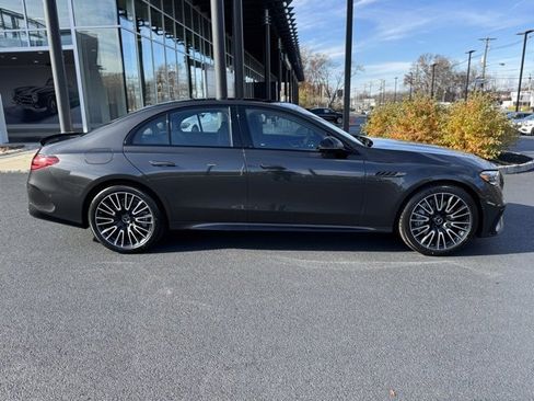 New 2026 Mercedes-Benz E 53 AMG e 4MATIC Sedan image 2