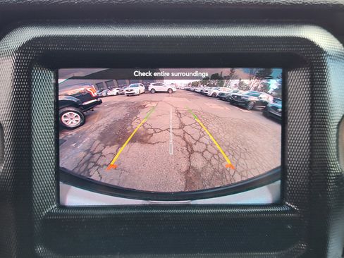 Used 2021 Jeep Wrangler Unlimited Sport image 13