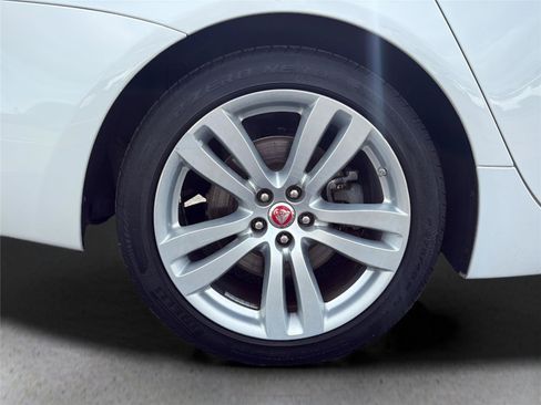 Used 2018 Jaguar XJ L Portfolio AWD/4WD image 29