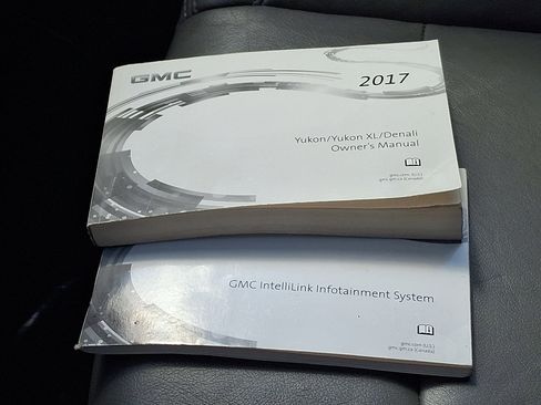 Used 2017 GMC Yukon SLE image 26