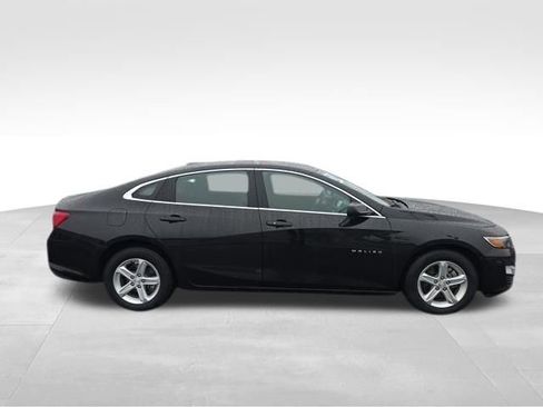 Used 2024 Chevrolet Malibu LT FWD image 3