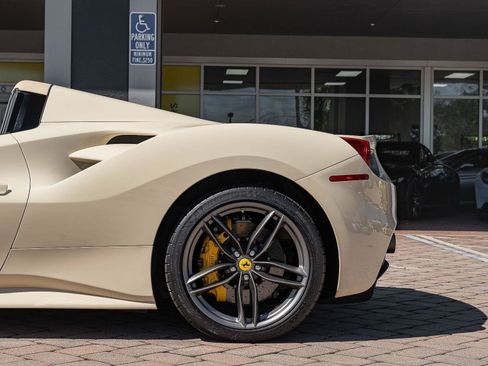 Used 2016 Ferrari 488 Spider RWD image 19