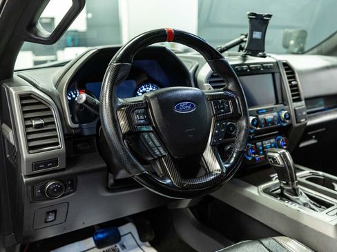 Used 2018 Ford F150 Raptor w/ Equipment Group 802A Luxury image 11