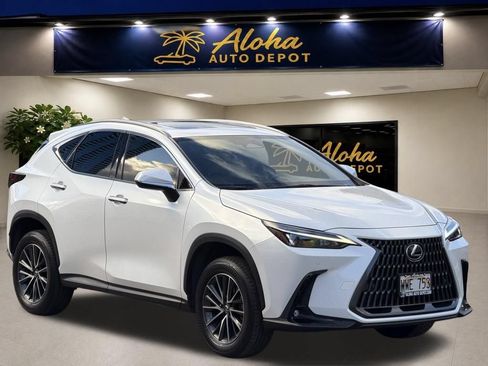 Used 2024 Lexus NX 250 FWD w/ Premium Package image 6