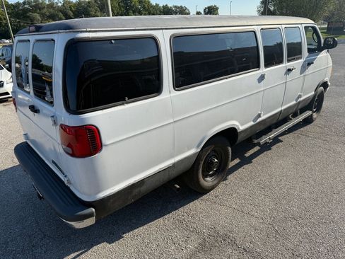 Used 2002 Dodge B3500 RWD image 6