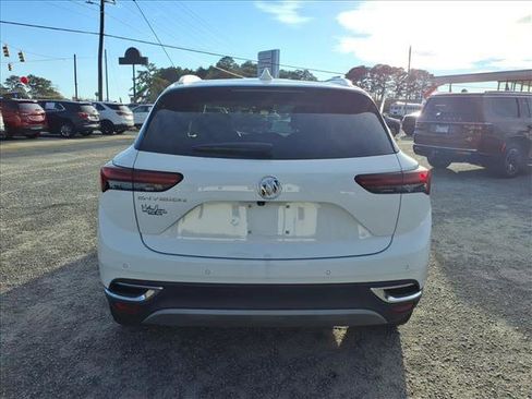 Used 2021 Buick Envision Essence w/ Technology Package I image 3
