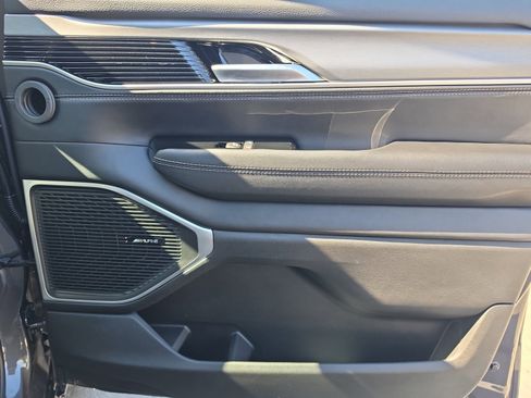 New 2026 Jeep Grand Wagoneer Limited AWD/4WD image 34