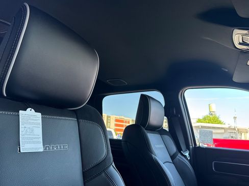 New 2026 RAM 2500 Laramie AWD/4WD image 15
