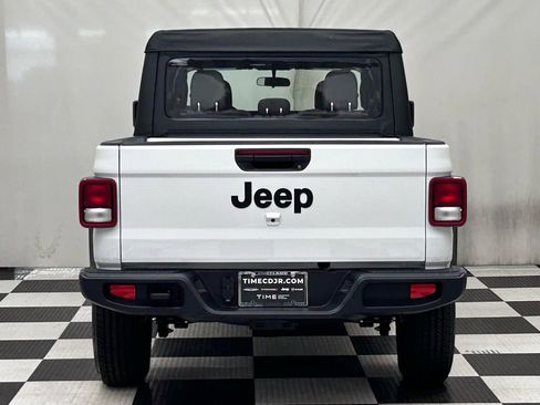New 2026 Jeep Gladiator Sport image 6